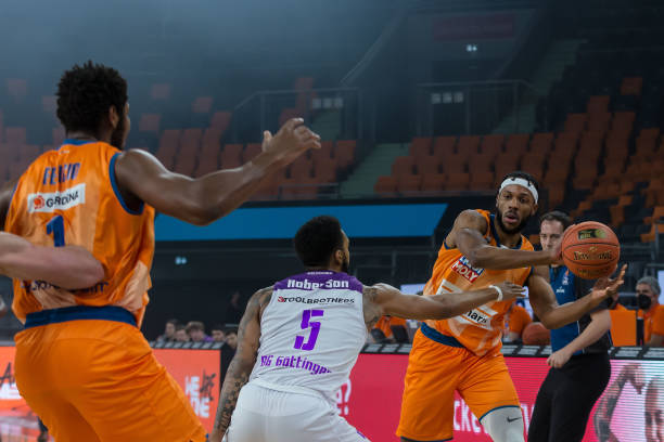 成为讨论的 成为讨论的