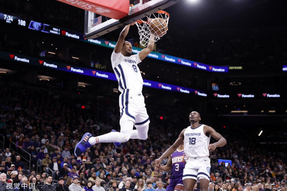 在场边观看 在场边观看